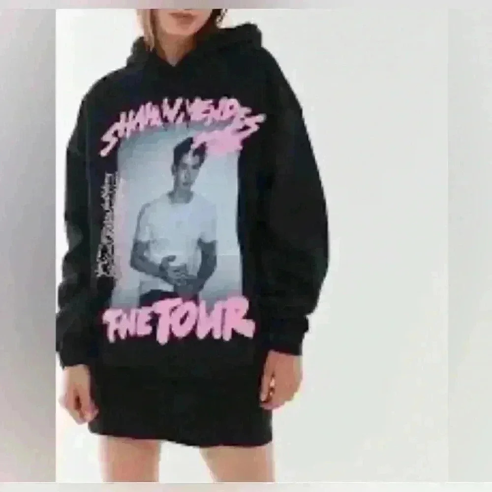 Shawn Mendez the tour official merch hoodie sz small